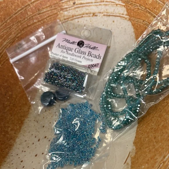 Assorted Blue and Turquoise Beads - Picture 7 of 11